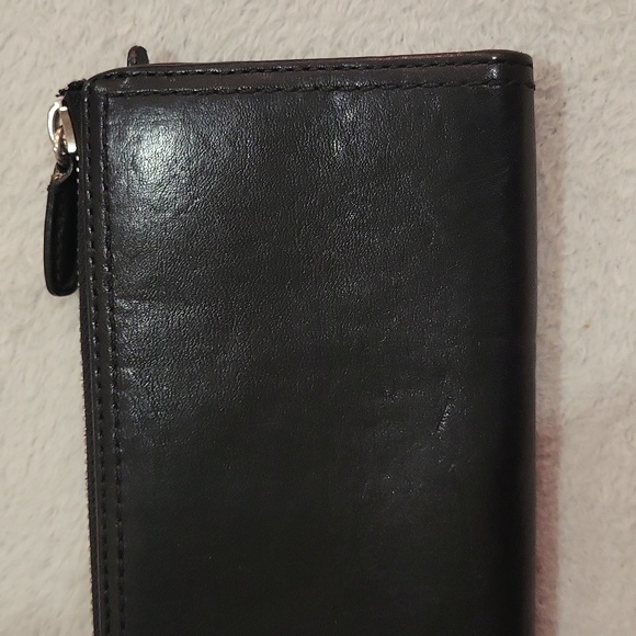 Coach Wallet 🖤 - Picture 9 of 17